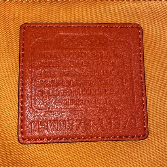 COACH Collectible fuchsia tote. Never used - Picture 9 of 11